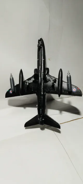 Maqueta del BAe Hawk T.1 montada y pintada a mano