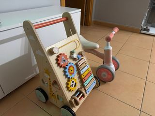 Bicicleta y andador de madera para bebé