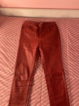 Pantalones vaqueros rojos calentitos Talla M
