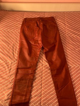 Pantalones vaqueros rojos calentitos Talla M