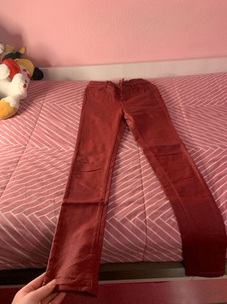 Pantalones vaqueros rojos calentitos Talla M