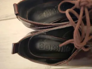 Zapatos de cordones marrones mujer