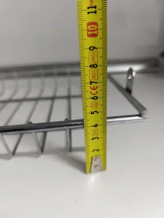 Escurrevasos. Rejilla superior del escurreplatos