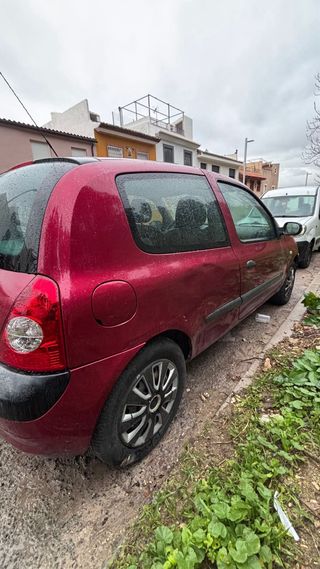 Renault Clio 2003
