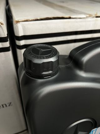 2 garrafas de Aceite Motor Mercedes-Benz 5W-40