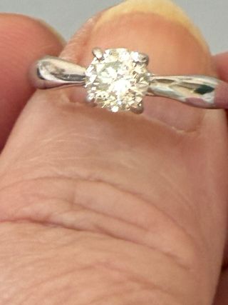 Anillo Oro 18k Diamante Natural 0.70 Ct VS2