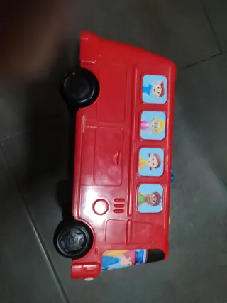 Autobús de juguete para aprender inglés
