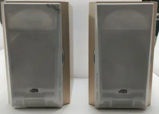 Altavoces JVC 50W. Pasivos. Estantería
