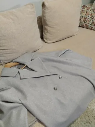 Abrigo Zara Oversize Beige Talla Única