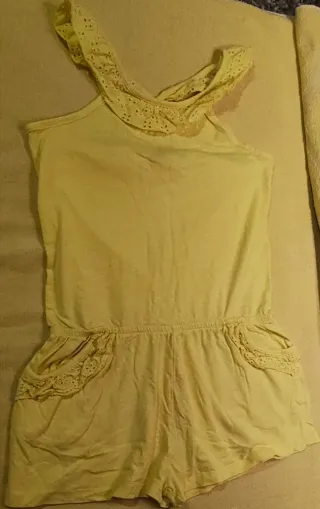Mono corto niña amarillo T. 11-12
