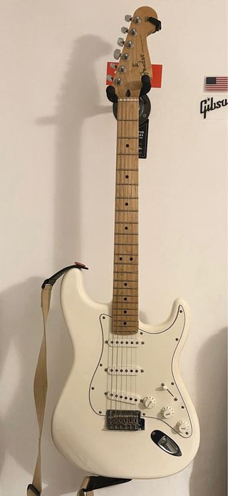 Guitarra Fender Player Strat MN PWT
