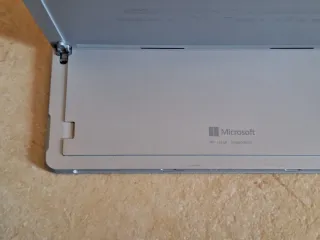 Microsoft Surface Go 2 + Pen + Tastiera