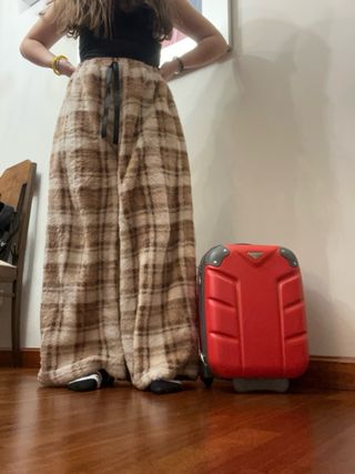 Maleta pequeña y 2 bolsos