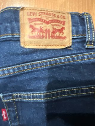 Pantalón Levi's 512  Taper 16A