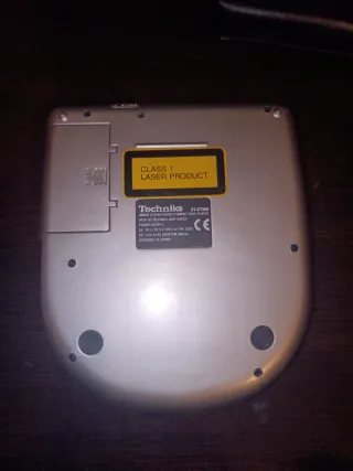 Reproductor CD Techniks en perfecto estado.