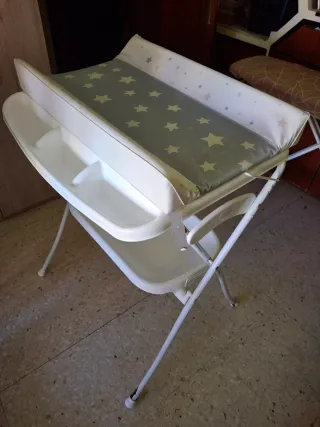 Cambiador bebé con bañera