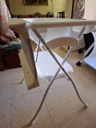 Cambiador bebé con bañera
