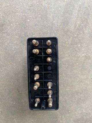 Relé Caja Fusibles Mercedes 190 (2018210047)