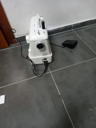 Máquina de coser SilverCrest