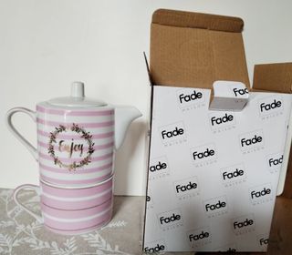 Tazza e teiera Enjoy rosa