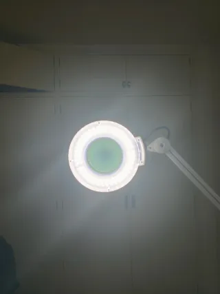 Lámpara de pie estudio con ruedas