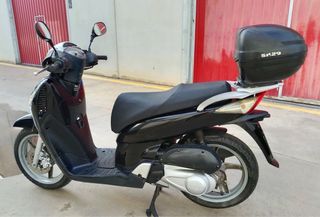 Honda SH 125i Negra  recien revisada