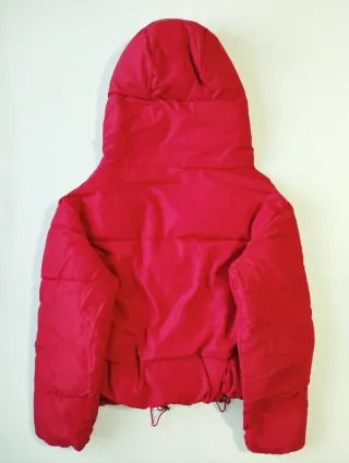Chaqueta corta acolchada roja Zara