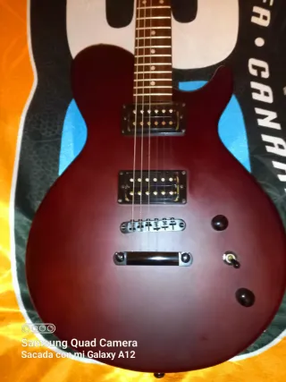 Guitarra Eléctrica DEAN EVO X SATIN