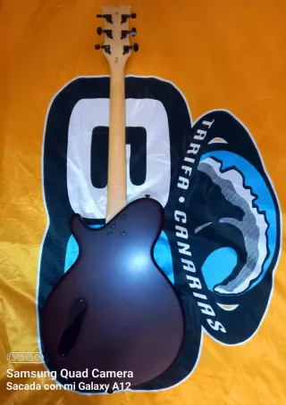 Guitarra Eléctrica DEAN EVO X SATIN