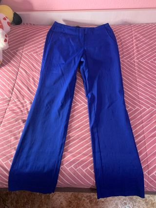 Pantalones acampanados azules