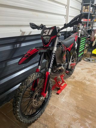 Moto Enduro GASGAS EC 300