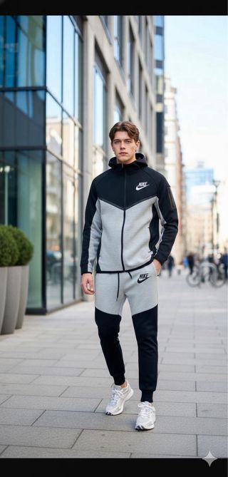 Conjunto Nike Tech Gris y Negro