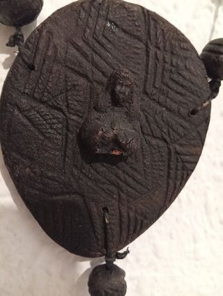 Rosario de pared rústico de cerámica con cruz