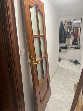 Puerta de madera interior