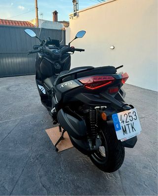 YAMAHA XMAX 300 TECH MAX