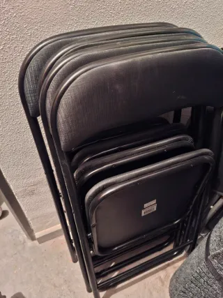 Sillas Plegables negras y gris