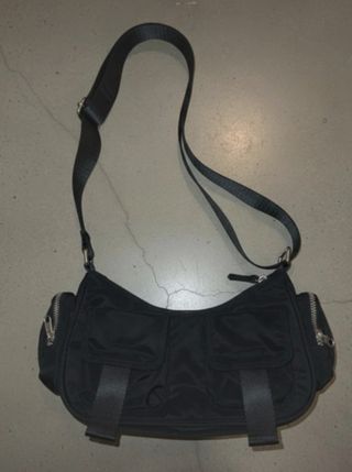 Bolso negro de hombro