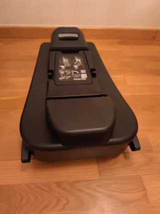 Seggiolino auto per bambini del gruppo 0+ Isofix