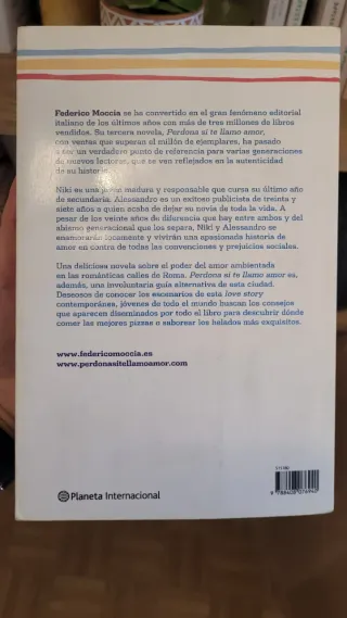 Saga de libros A tres metros sobre el cielo