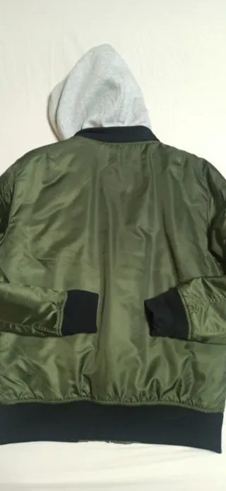 Giacca bomber Superdry verde con cappuccio