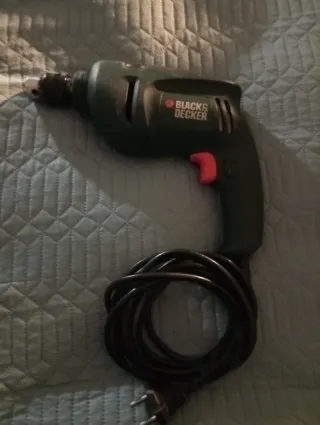 Taladro Black & Decker 500W KR500