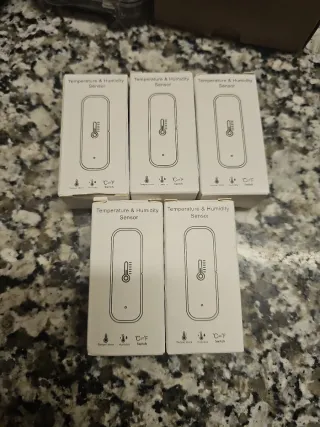 Sensor temperatura y humedad wifi 5 unidades.