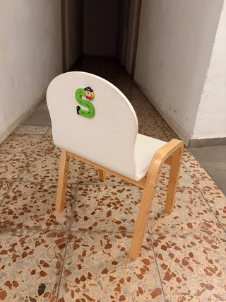 Silla infantil madera y pupitre madera blanco