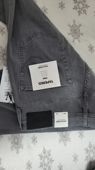 Vaqueros Jack & Jones grises nuevos