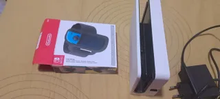 Nintendo Switch OLED Blanca y Negra