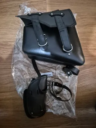 Alforjas de moto custom cuero