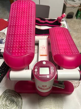 Stepper Domyos rosa poco uso.