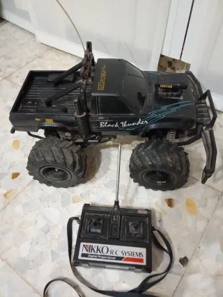 Coche RC Nikko Black Thunder