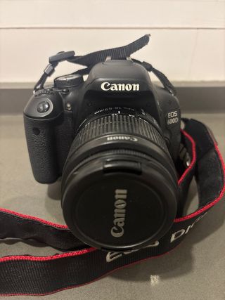 Cámara Canon EOS 600D Réflex