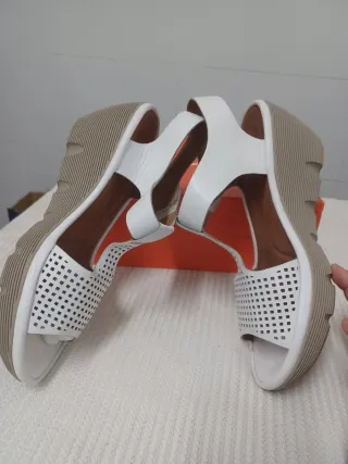 Sandalias Clarks Blancas